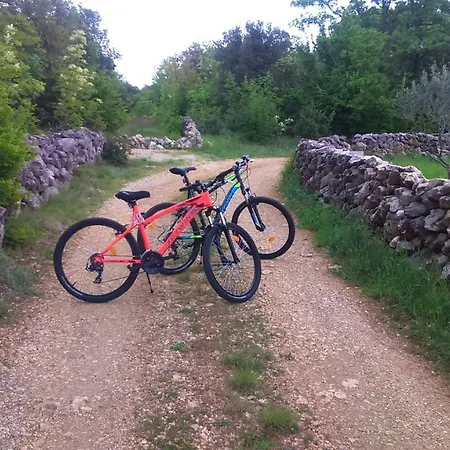 Fjaka - Biograd Na Moru * Polaca
